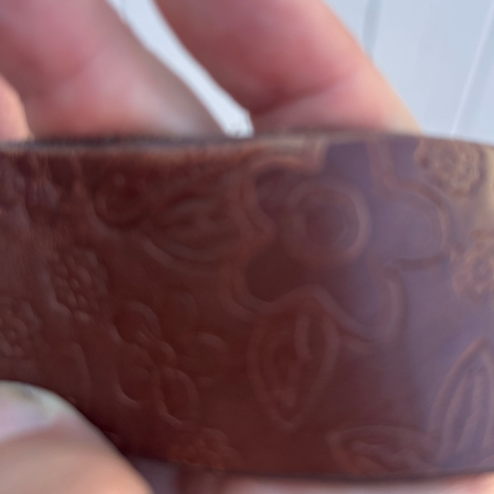 Fossil Tooled Embossed Genuine Leather Belt Flower Pattern Large - Picture 8 of 9
